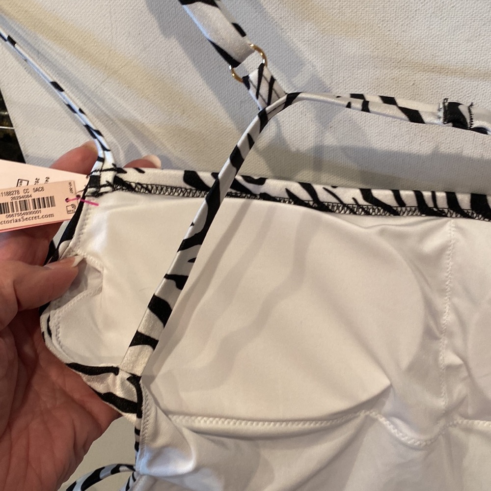 NWT VICTORIA SECRET’S ZEBRA ONE PIECE BEAUTY- WITH OPEN BACK AND SIDES gold trim - Picture 6 of 7
